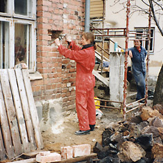 Ompeliantalon tutkintaa 1996