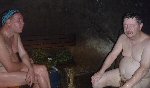 Lassi Vuorenoja (vas.) ja Ari Johansson raukeina vihdonnan jälkeen
